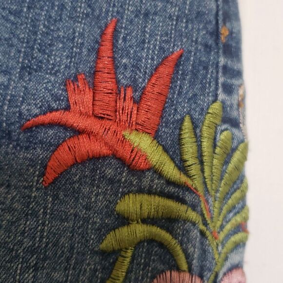 💐 Vintage Y2K Embroidered Denim Mini Skirt Floral Bird Jean Skirt SMALL - Picture 11 of 14